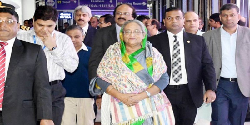 সপ্তাহব্যাপী সফর শেষে দেশে ফিরেছেন প্রধানমন্ত্রী শেখ হাসিনা