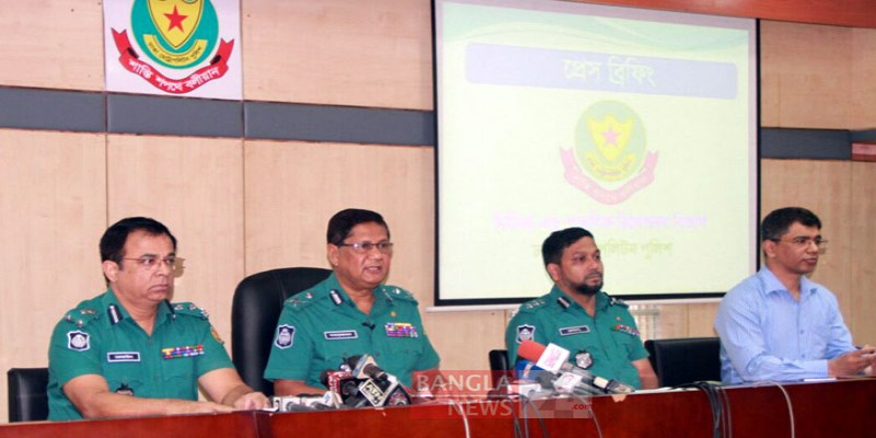 পুলিশের বিরুদ্ধে খারাপ আচরণের অভিযোগ কমেছে॥ ডিএমপি কমিশনার   