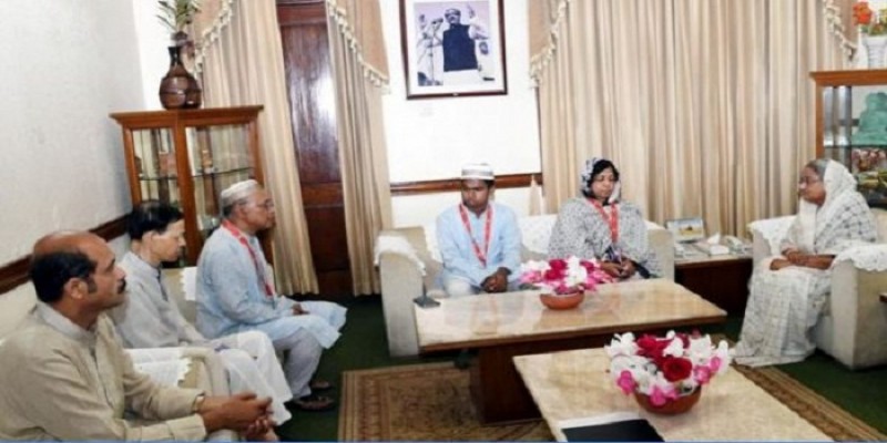 সড়ক দুর্ঘটনায় নিহত বিইউপি ছাত্র আবরারের পরিবারকে প্রধানমন্ত্রীর সান্ত্বনা॥