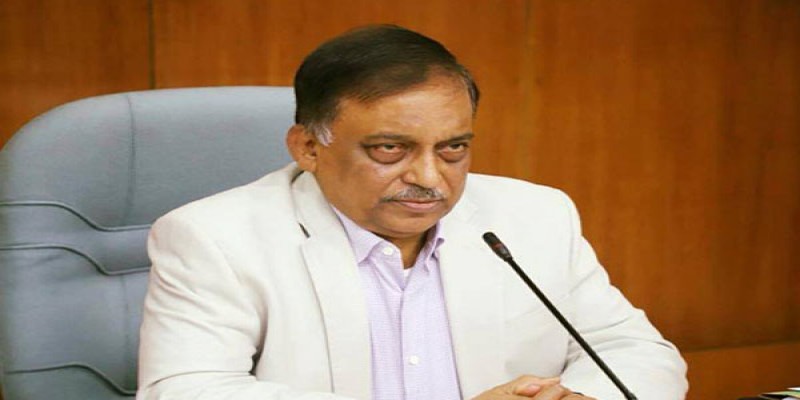 মাদক ছেড়ে দেন, না হলে পুলিশ আপনাকে খুঁজছে: স্বরাষ্ট্রমন্ত্রী