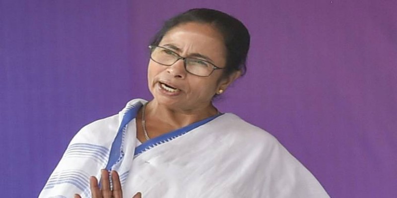 দাঙ্গা দিয়ে যাদের হাতেখড়ি তাঁরা আজকে দেশ চালাচ্ছে: মোদীকে কটাক্ষ মমতার