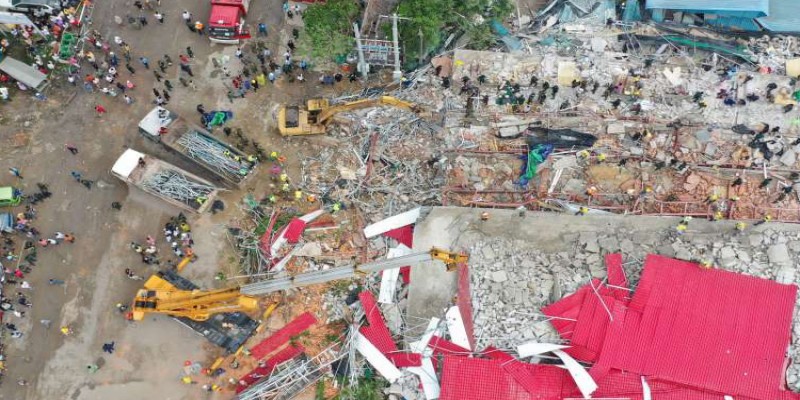 কম্বোডিয়ায় ভবন ধস॥নিহতের সংখ্যা বেড়ে ১৭
