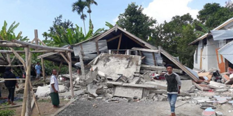 শক্তিশালী ভূমিকম্পে আবারো কেঁপে উঠলো ইন্দোনেশিয়া॥ জারি হল সুনামির সতর্কতা