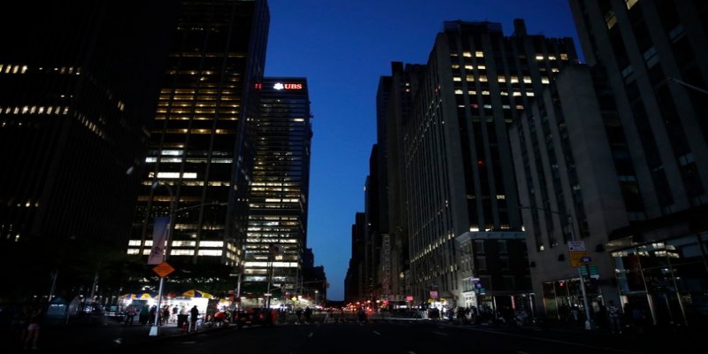 নিউ ইয়র্কে বিদ্যুৎ বিপর্যয়॥