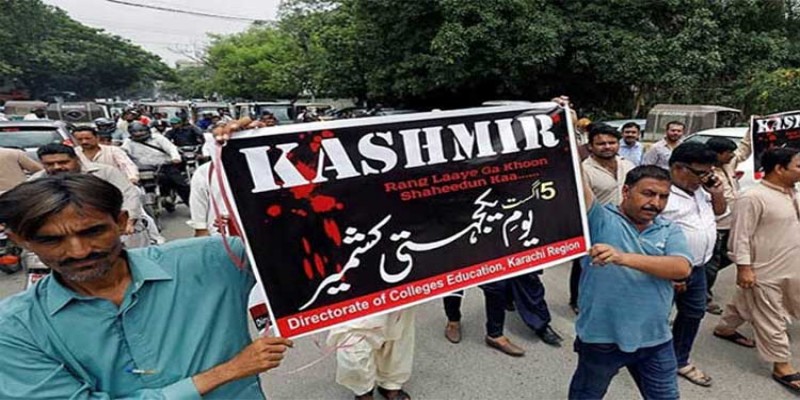 কাশ্মীর ইস্যুতে সব পদক্ষেপ নেয়ার হুঁশিয়ারি পাকিস্তানের॥