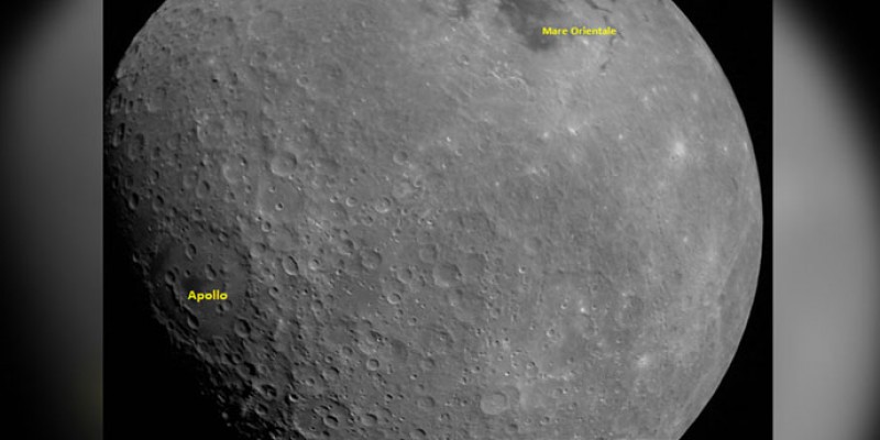 কাছ থেকে কেমন দেখতে চাঁদ? ছবি পাঠাল ভারতীয় চন্দ্রায়ন-২