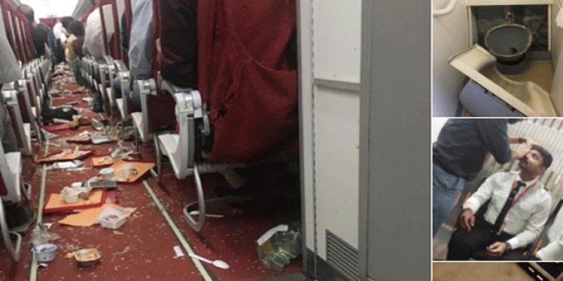 বজ্রপাতে মাঝ আকাশে ক্ষতিগ্রস্ত ভারতের ২ বিমান॥