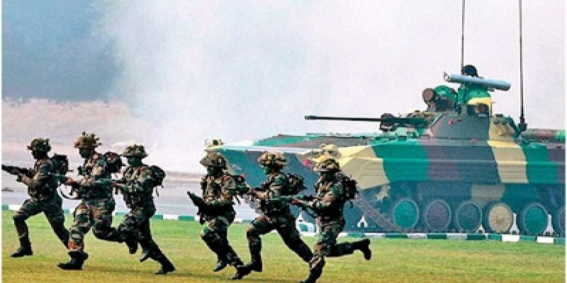 চীন ও পাকিস্তানকে চাপে রাখতে সামরিক মহড়া শুরু করল ভারত॥   