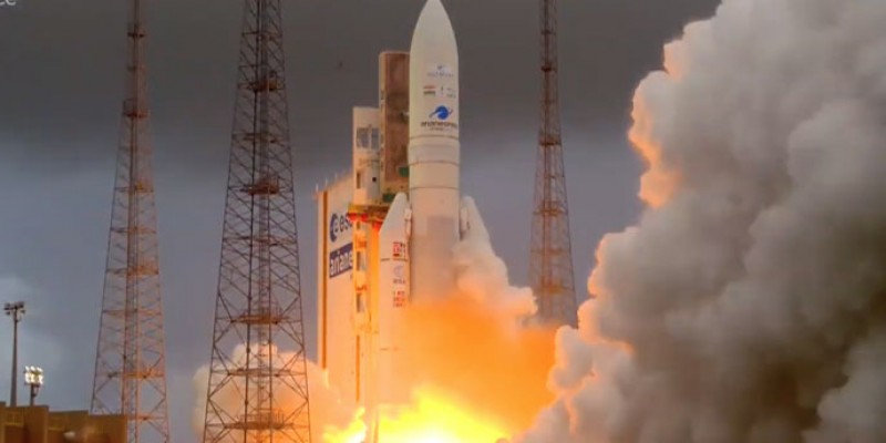 ভোররাতে মহাকাশে পৌঁছল ২০২০র প্রথম ভারতীয় স্যাটেলাইট॥