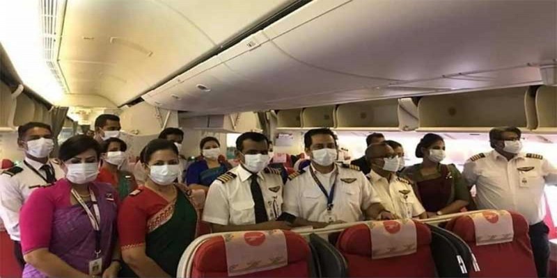 চীন থেকে বিশেষ বিমানে ফিরল ৩১৬ বাংলাদেশি॥ আপাতত অবস্থান হ্বজ ক্যাম্পে
