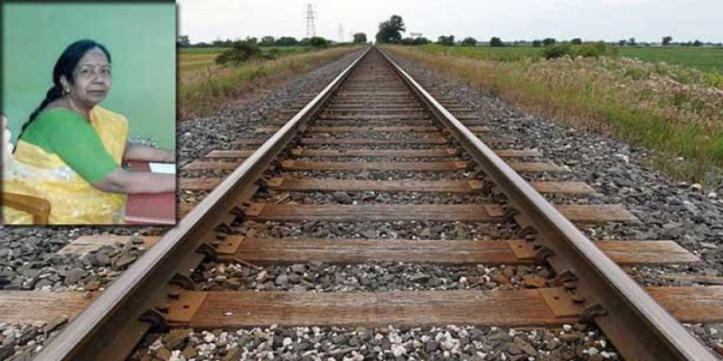 ভারতের পশ্চিমবঙ্গে ট্রেনের নিচে ঝাঁপ দিয়ে নারী কাউন্সিলরের আত্মহত্যা॥