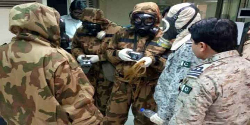 পাকিস্তানের করাচিতে গ্যাসের বিষক্রিয়ায় ১৪ জনের মৃত্যু॥