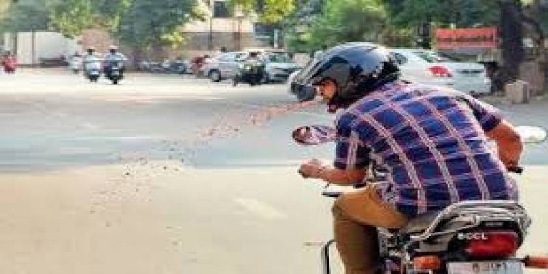 করোনা সংক্রমন রোধে ভারতে প্রকাশ্যে থুতু ফেলা নিষিদ্ধ॥ অহেতুক রাস্তায় বের হলেই বাজেয়াপ্ত হচ্ছে গাড়ি