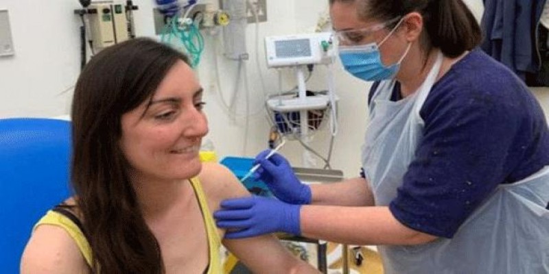 করোনা ভ্যাকসিন নেয়া সেই নারীর মৃত্যু হয়নি॥ সম্পূর্ন সুস্থ আছেন