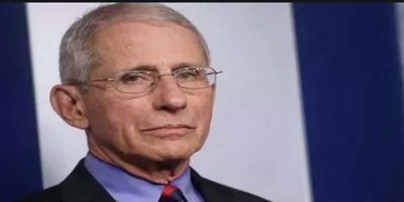 মহামারি বিশেষজ্ঞ ফাউসিকে চাকরিচ্যুতি করতে চায় ট্রাম্প প্রশাসন॥