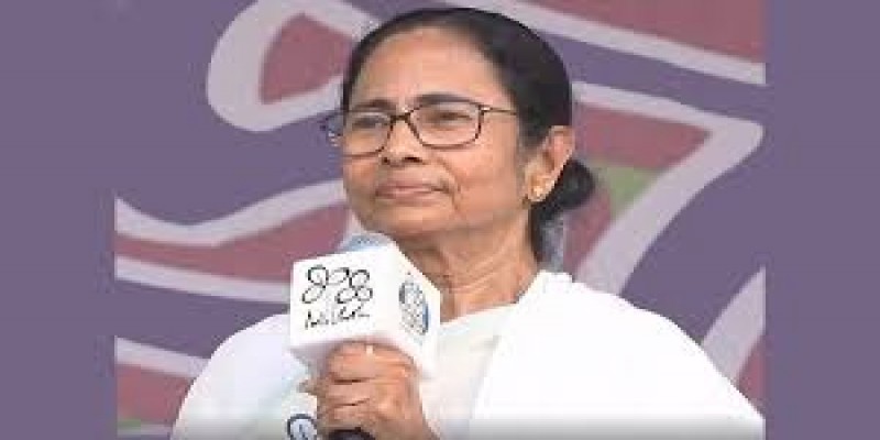 করোনা ইস্যুতে দিল্লীর ভূমিকায় নাখোশ মমতার তৃণমুল কংগ্রেস॥