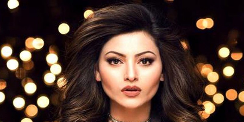 করোনা ভাইরাসের সংক্রমণ রোধকল্পে ৫ কোটি রুপি দিলেন ভারতীয় অভিনেত্রী উর্বশী॥