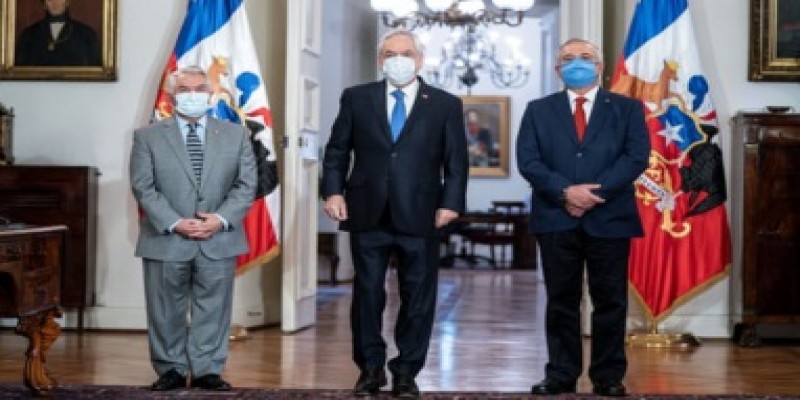 চিলির স্বাস্থ্যমন্ত্রী জাইমি মানালিচের পদত্যাগ॥   