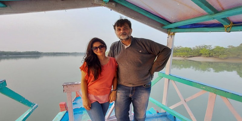 বিবাহবার্ষিকী সেলিব্রেশনে মিথিলাকে নিয়ে সুন্দরবনে সৃজিত॥