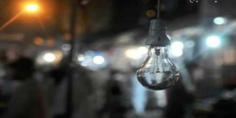 ভয়াবহ জ্বালানী সংকটে পাকিস্তান॥ প্রতিদিন ১২ ঘন্টার ব্ল্যাকআউটে অতিষ্ঠ জনসাধারন