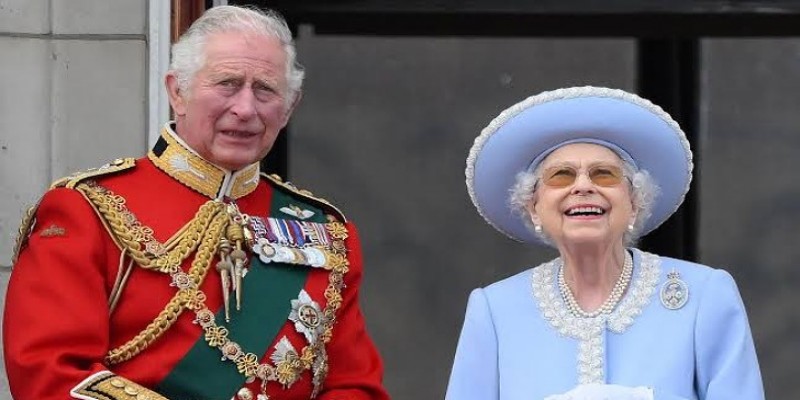 আজই রাজা তৃতীয় চার্লস হিসেবে আনুষ্ঠানিক ভাবে ব্রিটিশ সিংহাসনে বসছেন এলিজাবেথ পূত্র॥