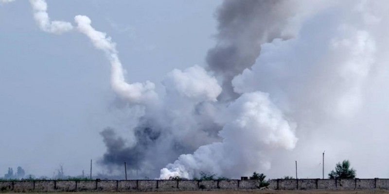 বিষ্ফোরণে আংশিক ধসে গেছে রাশিয়ার তৈরী ক্রিমিয়া সংযোগ সেতু॥