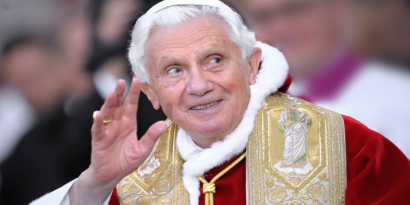 পোপ ষোড়শ বেনেডিক্ট আর নেই।।