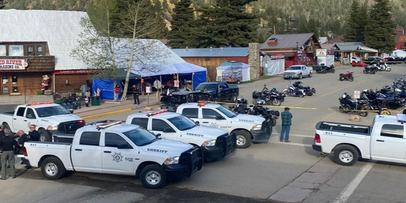 যুক্তরাষ্ট্রে পৃথক বন্দুক হামলায় নিহত ১৬ ।।