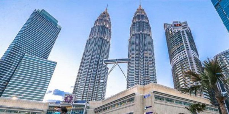 চীন ও ভারতের পর্যটকদের সুখবর দিল মালয়েশিয়া