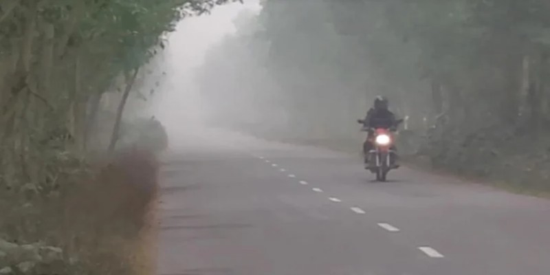 আজ যশোরে মৌসুমের সর্বনিম্ন তাপমাত্রা॥ কুয়াশা ও শীতে নাকাল মানুষ