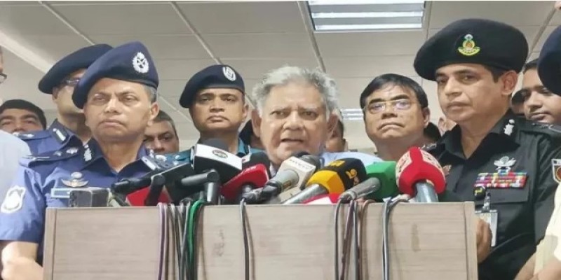 পুলিশকে কাজে ফিরতে বৃহস্পতিবার পর্যন্ত সময় দিলেন স্বরাষ্ট্র উপদেষ্টা॥