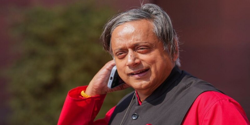 বাংলাদেশের মুসলমানেরা হিন্দুদের মন্দির রক্ষা করছেন॥ কংগ্রেস সাংসদ শশী থারুর