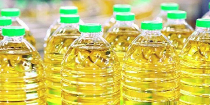 আমদানি শুল্ক কমিয়েও লাভ হচ্ছেনা॥ বাজারে সয়াবিন তেলের তীব্র সংকট