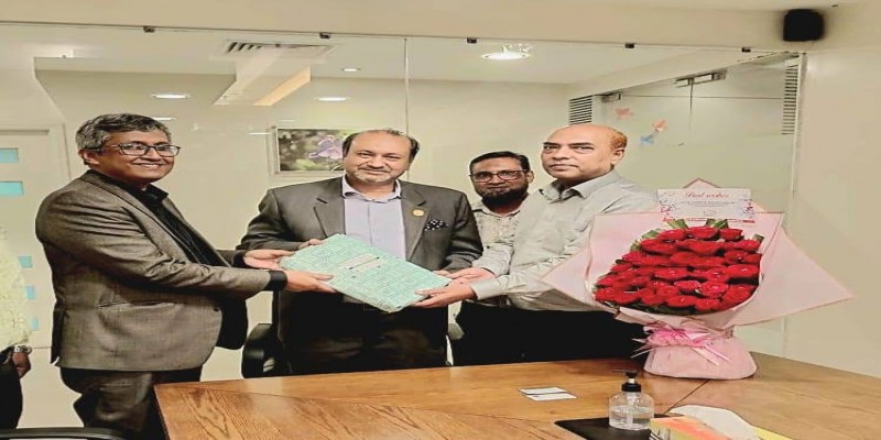 হামদর্দ ল্যাবরেটোরিজ (ওয়াকফ) বাংলাদেশ-এর পক্ষ থেকে স্কয়ার ও এভারকেয়ার হাসপাতালের কর্মকর্তাকে শুভেচ্ছা...