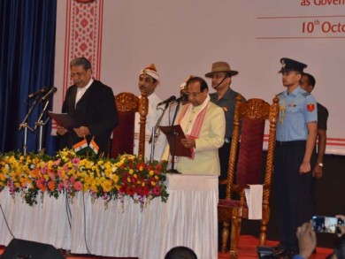 শপথ নিলেন ভারতের অসম রাজ্যের নতুন রাজ্যপাল জগদীশ মুখী।