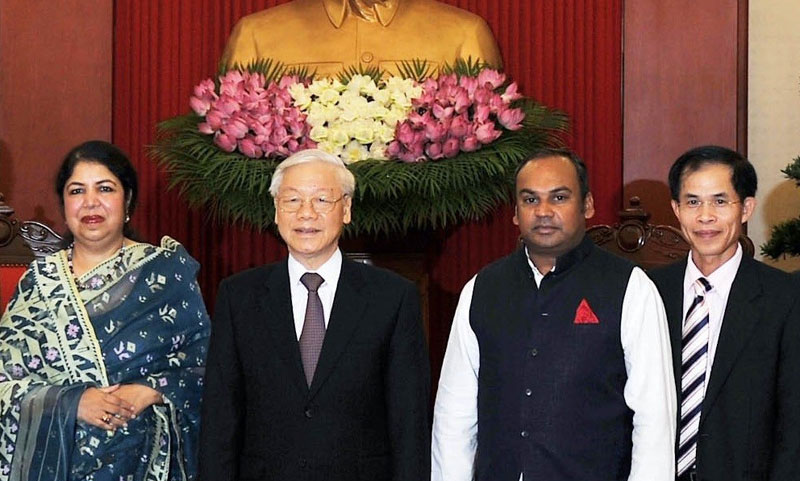 ভিয়েতনাম সফর শেষে দেশে ফিরেছেন স্পিকার ড. শিরীন শারমিন চৌধুরী