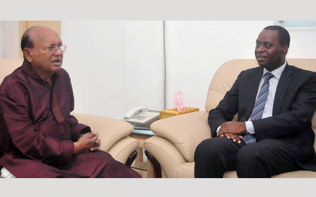 বাংলাদেশ থেকে ওষুধ,পোশাক ও পাটজাত পণ্য আমদানি করবে রুয়ান্ডা।।