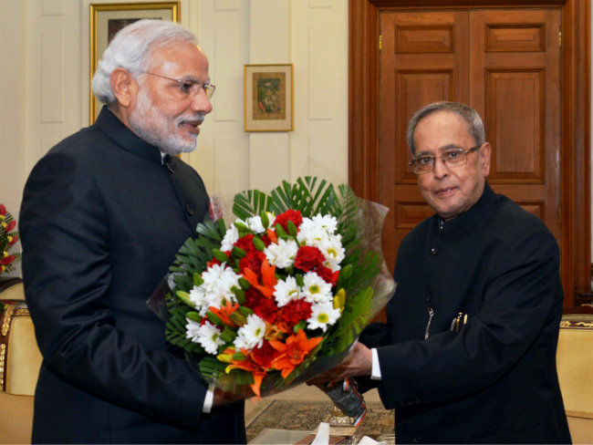 প্রধানমন্ত্রী মোদির চিঠি আমার হৃদয় ছুঁয়েছে।। ট্যুইটারে ভারতের সাবেক রাষ্ট্রপতি প্রণব মুখার্জি
