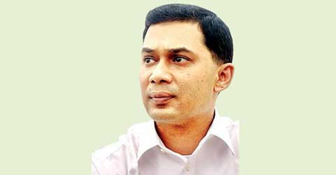 তারেক রহমানসহ তিনজনের বিরুদ্ধে গ্রেফতারি পরোয়ানা জারি ।