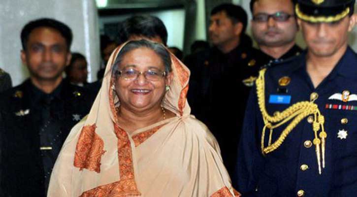 অস্ট্রেলিয়া সফর শেষে দেশে ফিরেছেন প্রধানমন্ত্রী শেখ হাসিনা।   