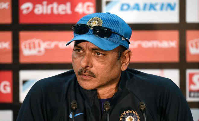 ভারতীয় ক্রিকেটের নতুন কোচ কুম্বলের নেতৃত্বাধীন কমিটি থেকে শাস্ত্রির পদত্যাগ