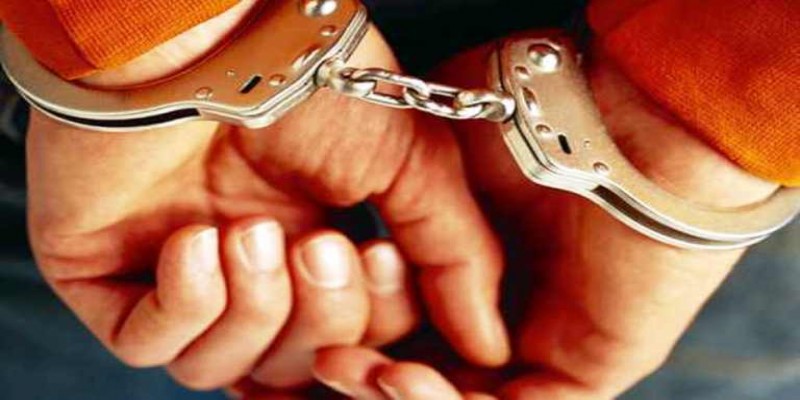 রাজধানীর ধানমণ্ডি থেকে এক জঙ্গিকে গ্রেফতার।