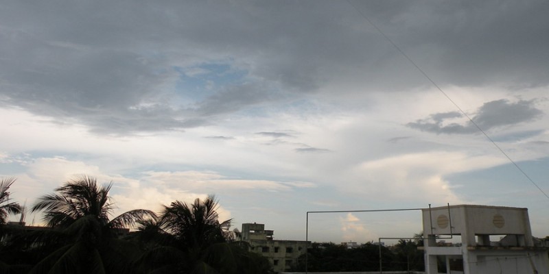 আজ দিনের তাপমাত্রা ১ থেকে ২ ডিগ্রি কমার আভাস॥