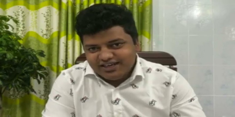 দুই দিনে নগদের ৪৭ কোটি টাকা হাতিয়েছেন সিরাজগঞ্জ শপের মালিক॥