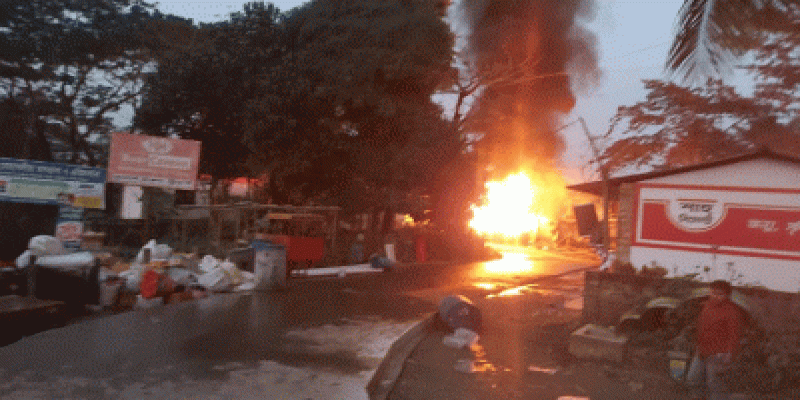 সেনবাগে অগ্নিকাণ্ডে দগ্ধ ১১॥ পুড়ে ছাই ৪ দোকান