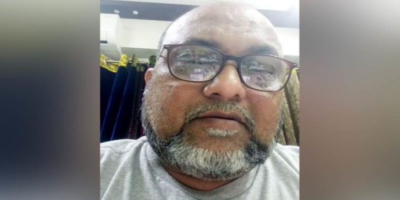 মাথায় পিস্তল ঠেকিয়ে আত্মহত্যা করেছেন নায়ক রিয়াজের শ্বশুর॥