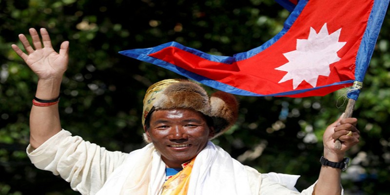 ২৬ বার এভারেস্ট জয় করে কামি রিতা শেরপার রেকর্ড।।