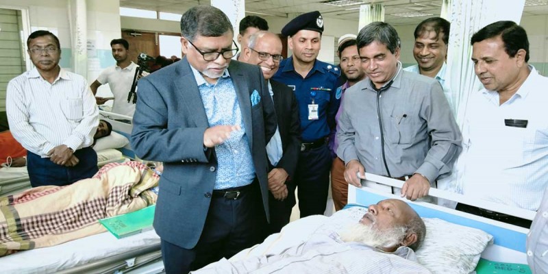 চিকিৎসাসেবা-চিকিৎসক সংকট।।প্রশ্নের মুখে স্বাস্থ্যমন্ত্রী