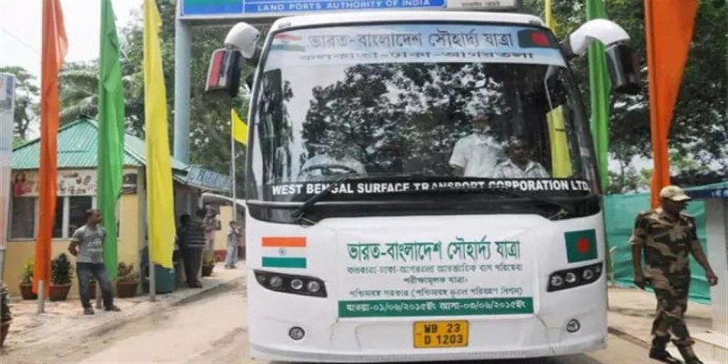 বাংলাদেশ-ভারত বাস সার্ভিস পুনরায় চালু।।