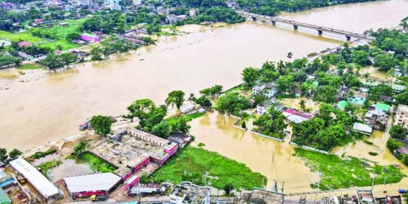 সুনামগঞ্জের নিম্নাঞ্চল প্লাবিত।।সুরমার পানি বিপৎসীমার ওপরে 